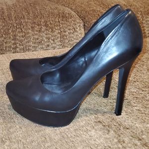 Jessica Simpson platform heels